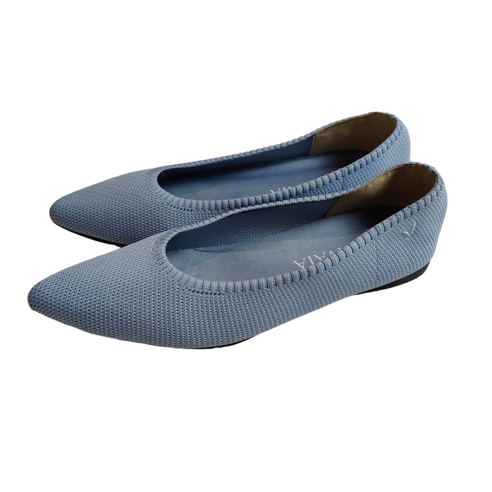 Vivaia Women's Sz 37.5 EU 7 US Aria Walker Pointy Toe Flats Light Blue Knit